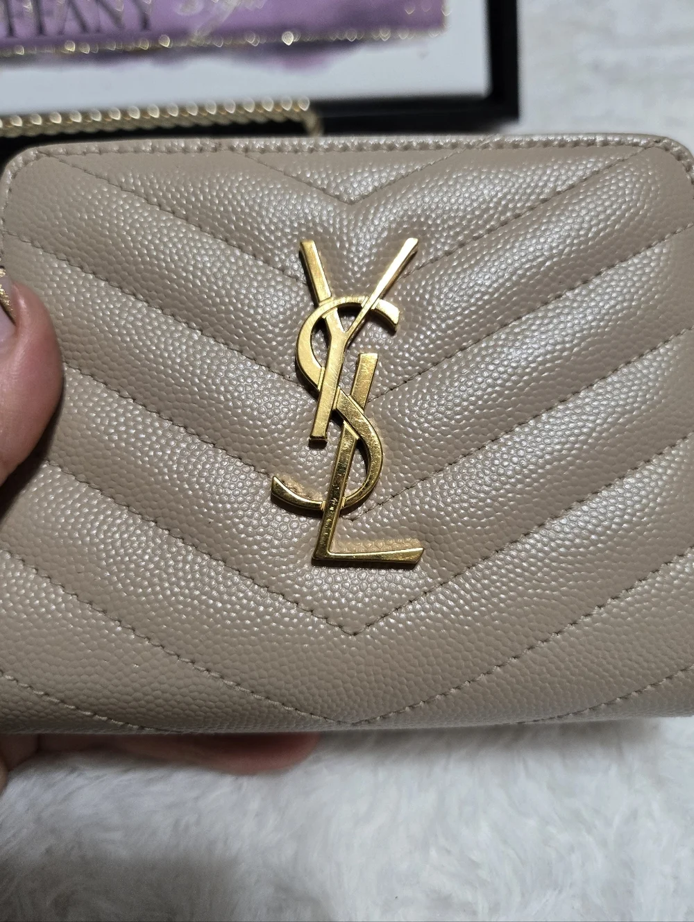 Saint Laurent CASSANDRE MATELASSÉ compact wallet grain de poudre leather - Picture 8 of 10